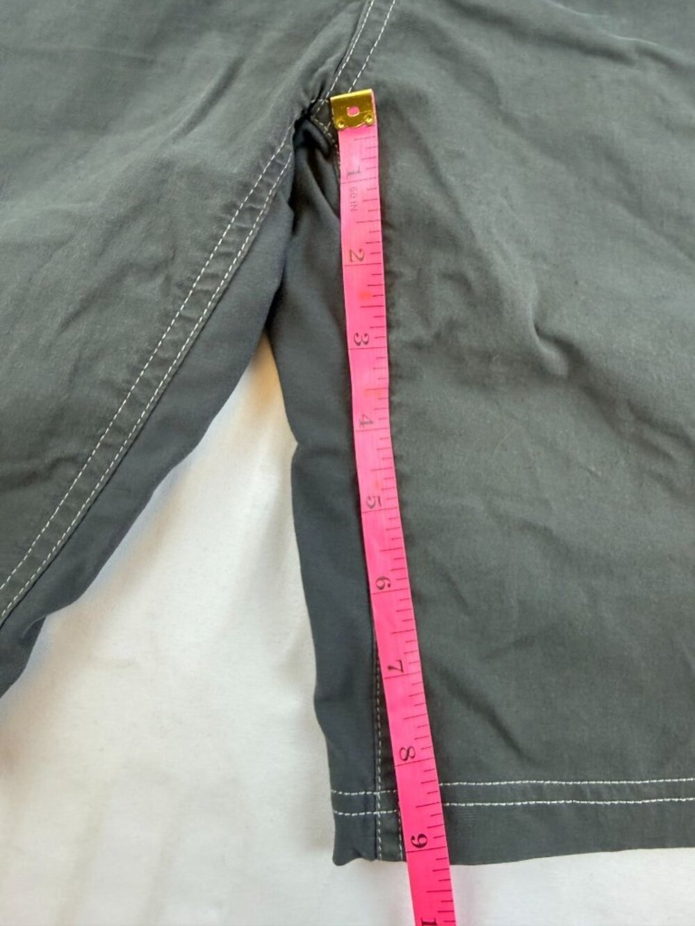 Kuhl Renegade Shorts Mens 40 Gray Nylon Hiking Utility Zip Cargo Pockets 9" - Picture 11 of 11
